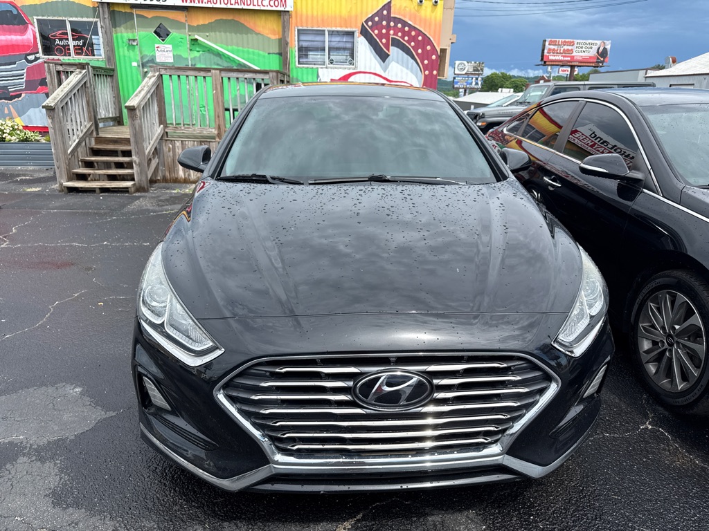 2018 HYUNDAI SONATA SE