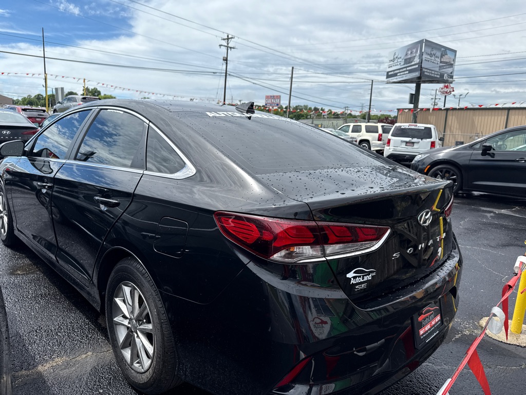 2018 HYUNDAI SONATA SE