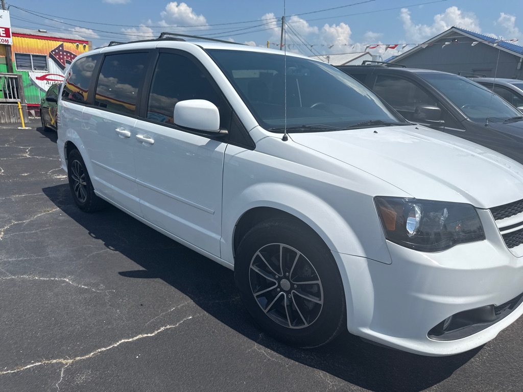2017 DODGE GRAND CARAVAN GT