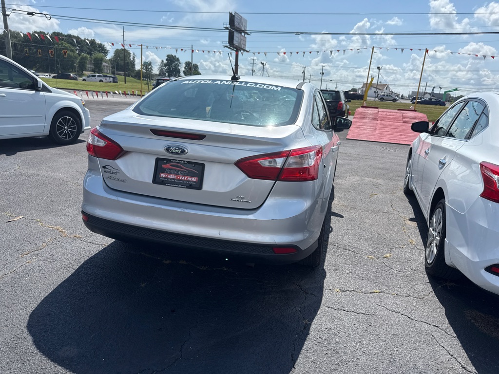 2013 FORD FOCUS SE