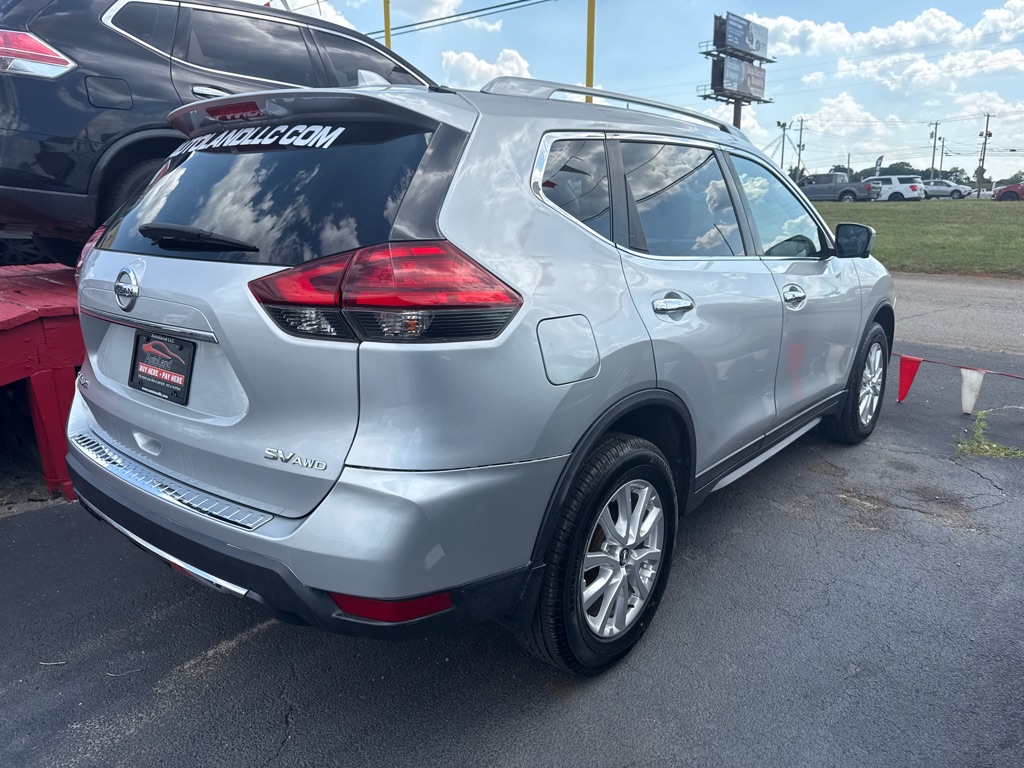 2017 NISSAN ROGUE SV