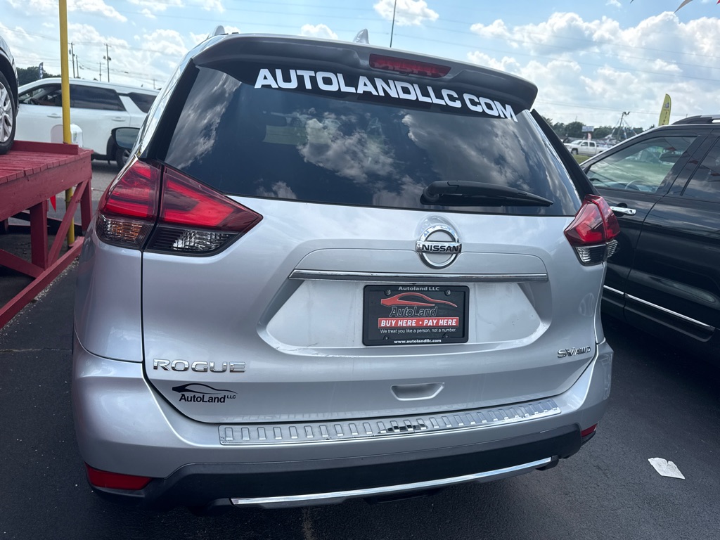 2017 NISSAN ROGUE SV