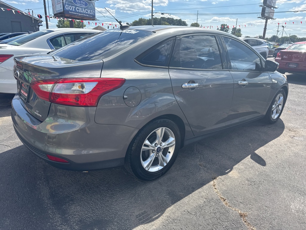 2014 FORD FOCUS SE