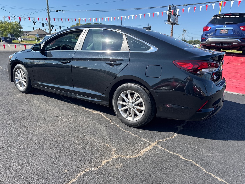 2019 HYUNDAI SONATA SE
