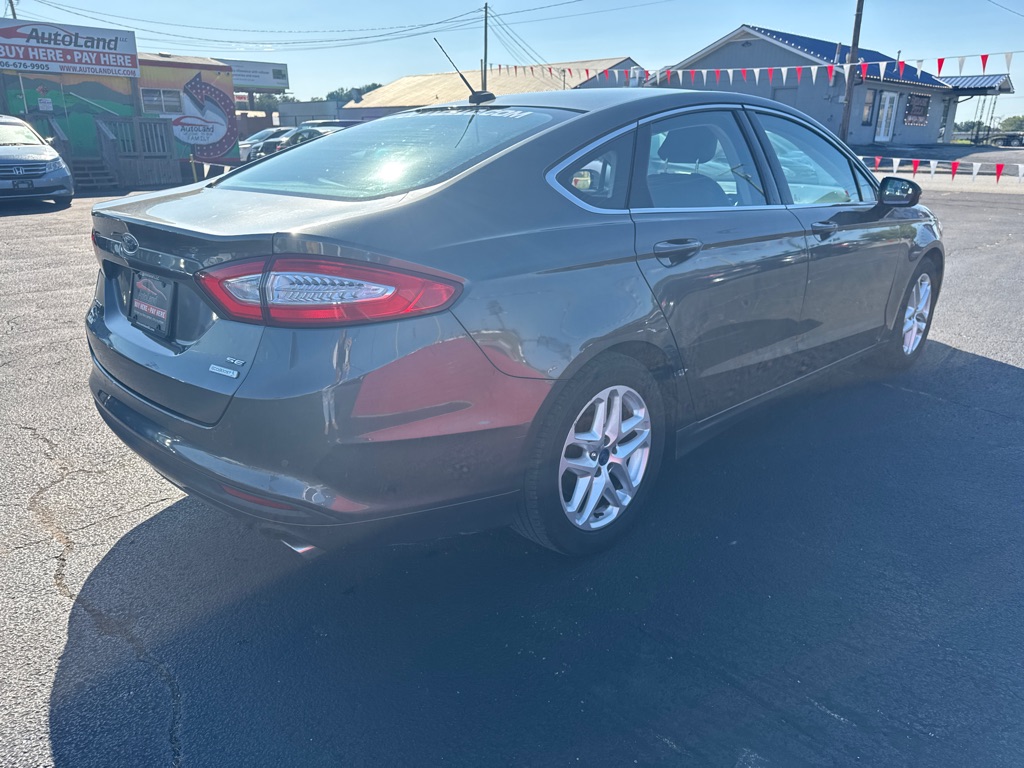 2016 FORD FUSION SE