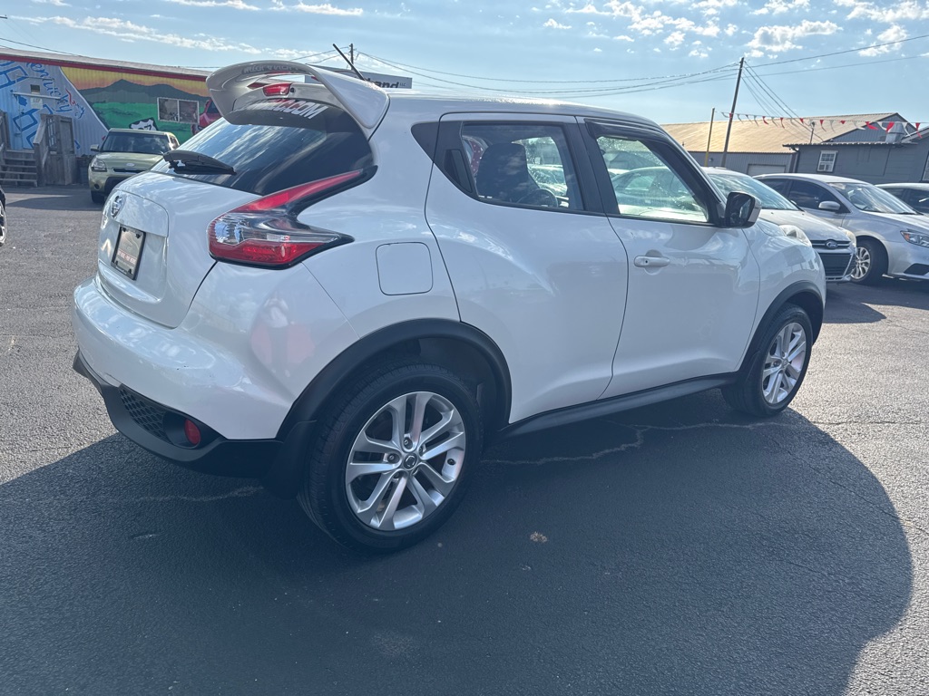 2015 NISSAN JUKE S