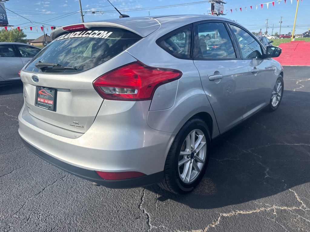 2015 FORD FOCUS SE