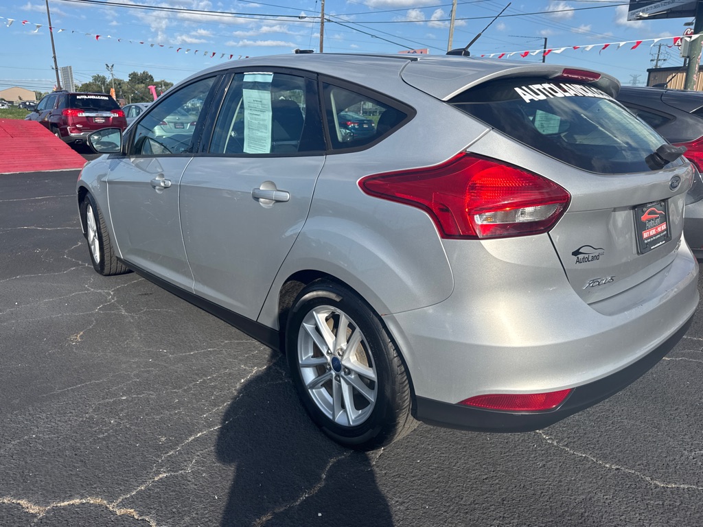 2015 FORD FOCUS SE