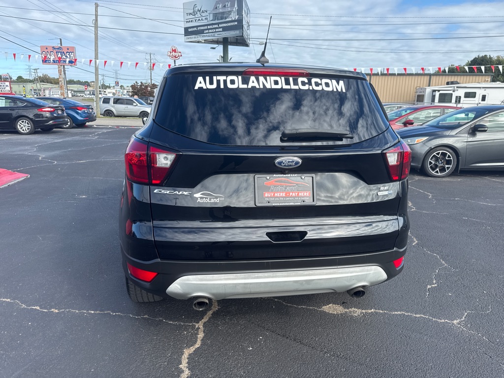 2019 FORD ESCAPE SE