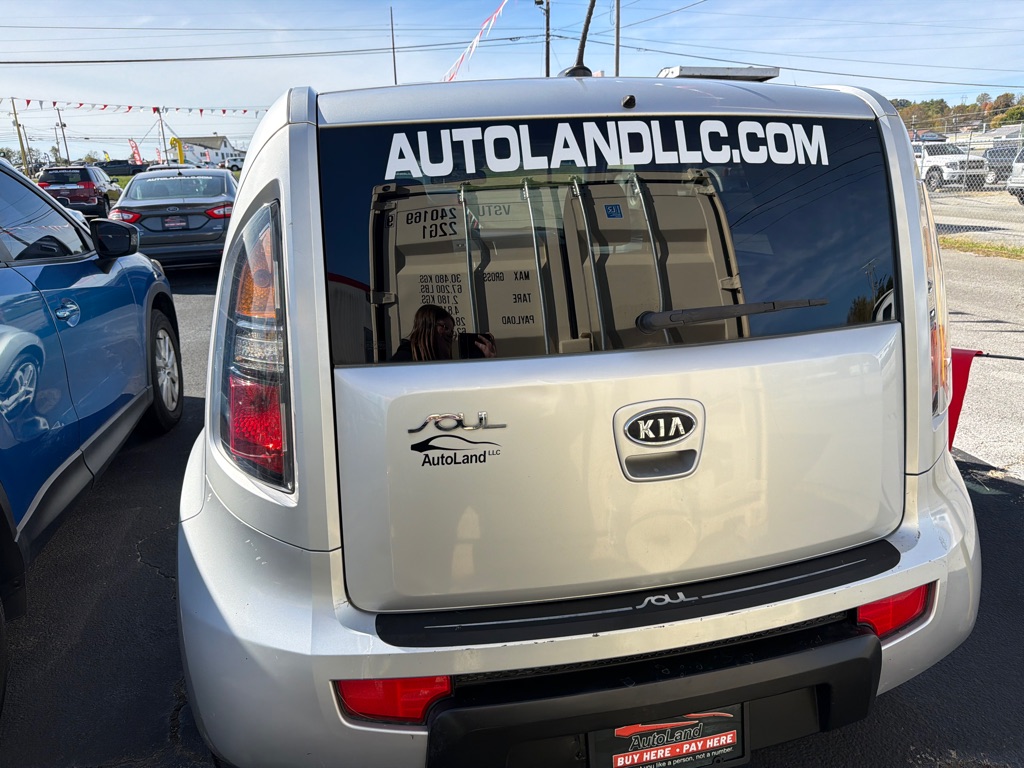 2011 KIA SOUL +