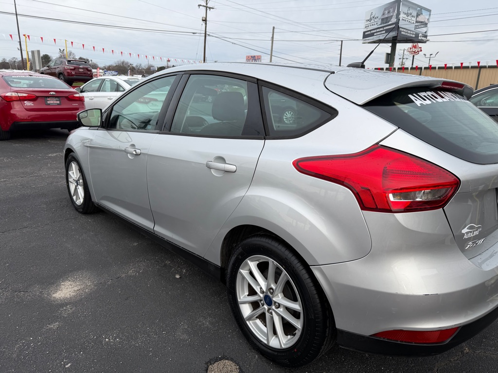 2017 FORD FOCUS SE