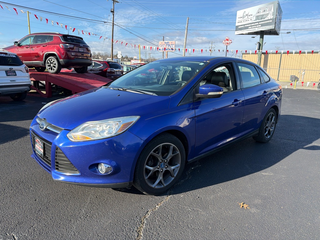 2013 Ford Focus SE's photo