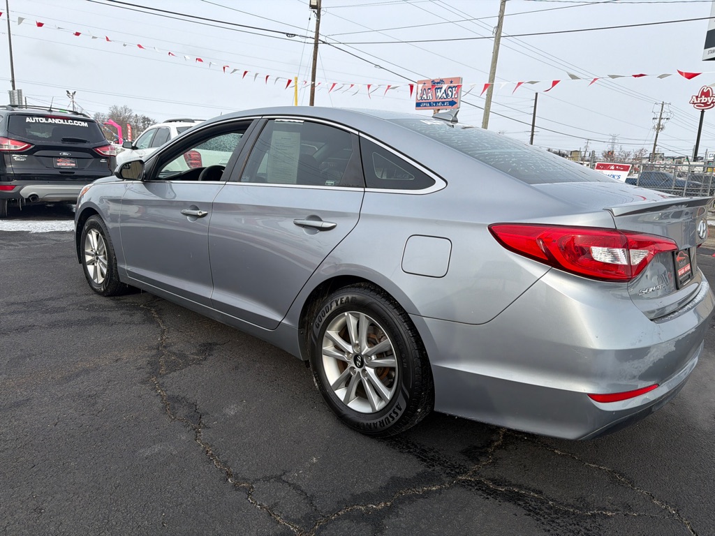 2017 HYUNDAI SONATA SE