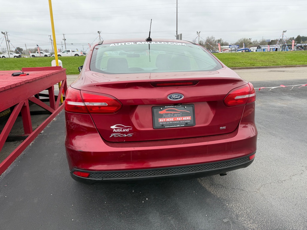 2015 FORD FOCUS SE