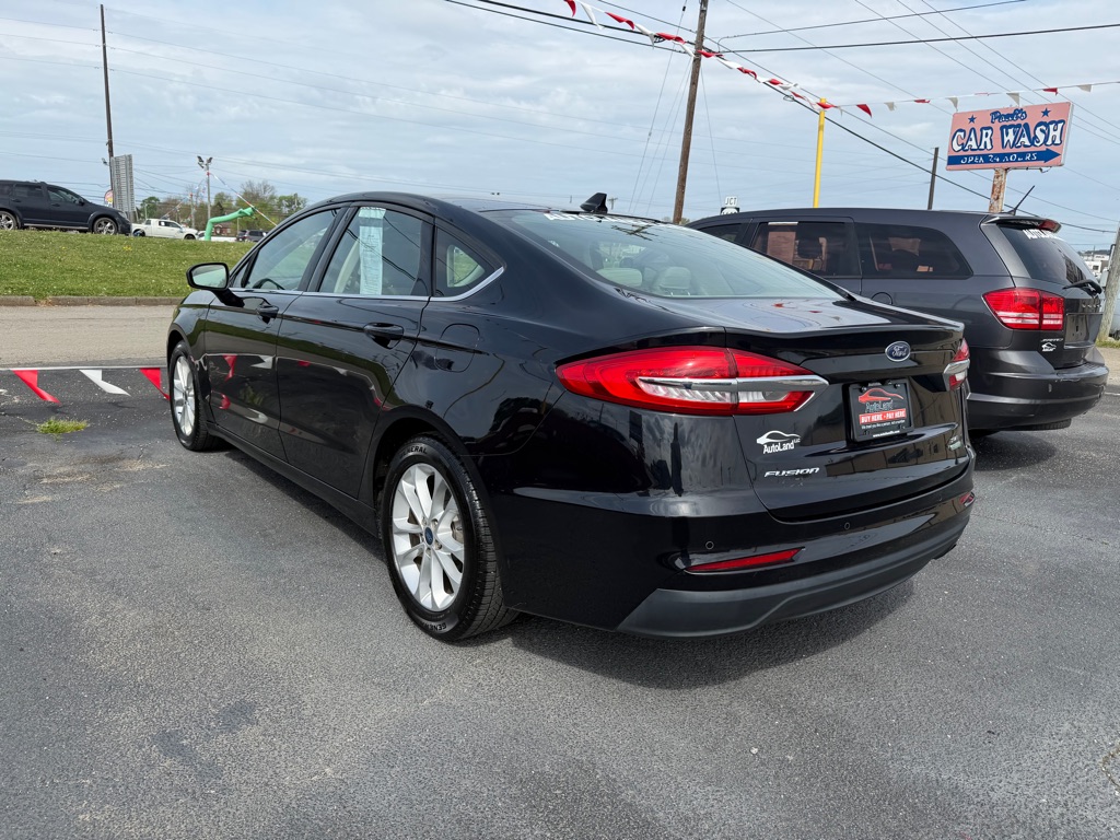 2019 FORD FUSION SE