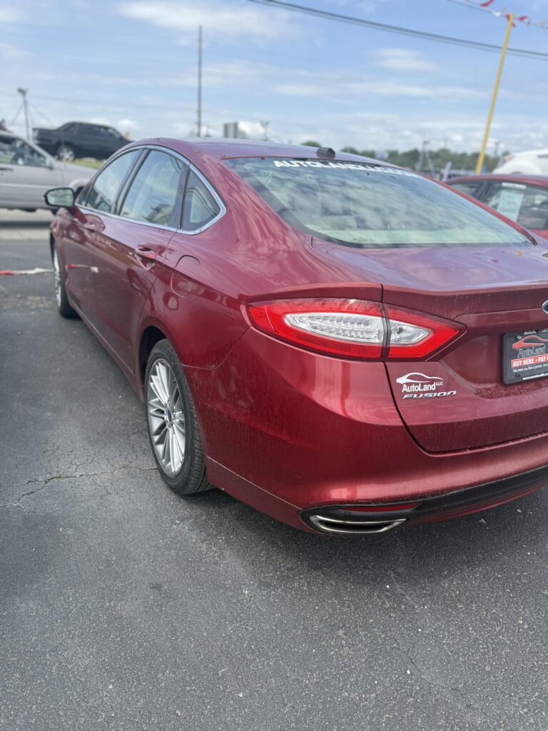 2014 Ford Fusion SE