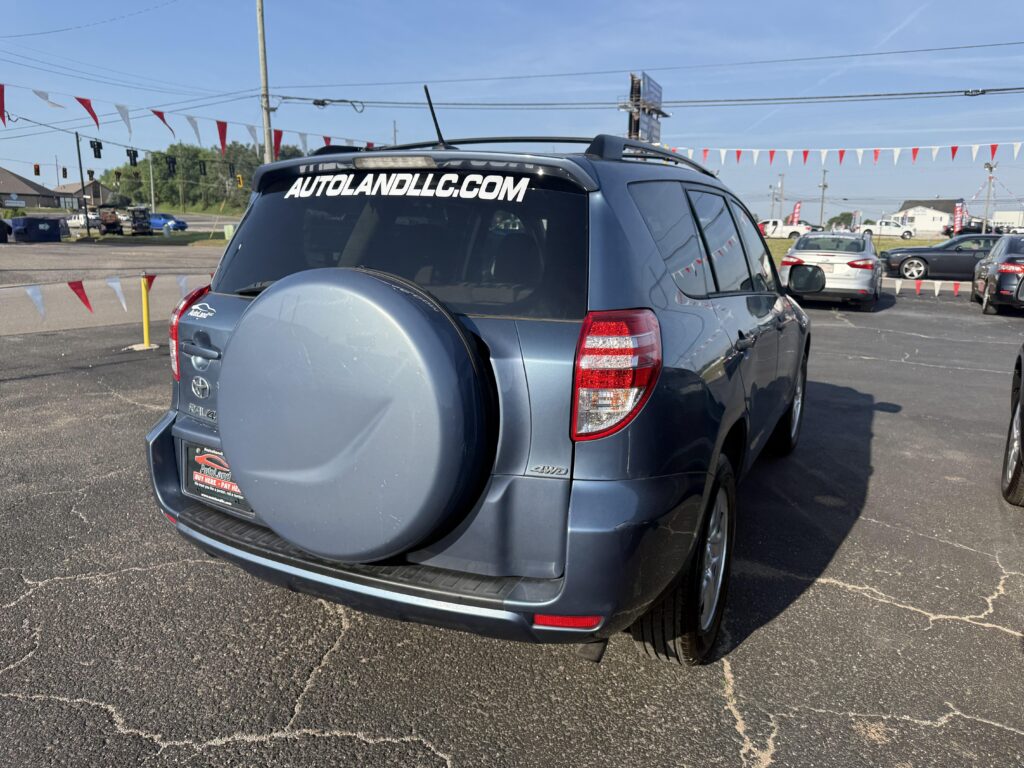 2012 Toyota RAV4 Base I4 4WD