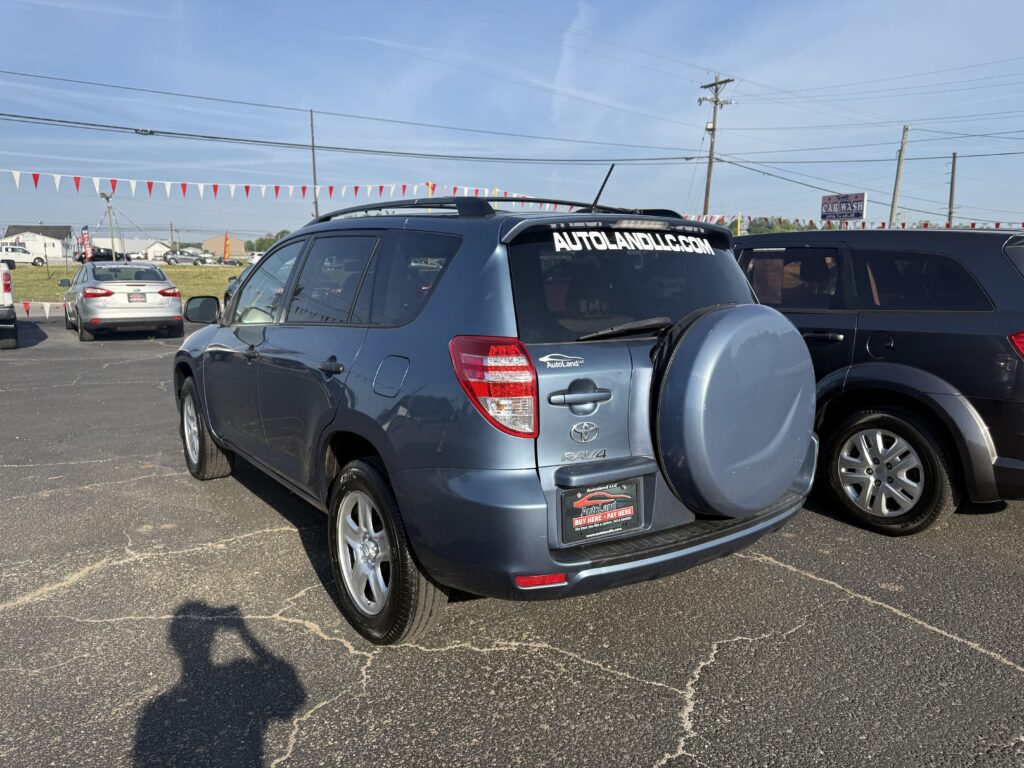 2012 Toyota RAV4 Base I4 4WD