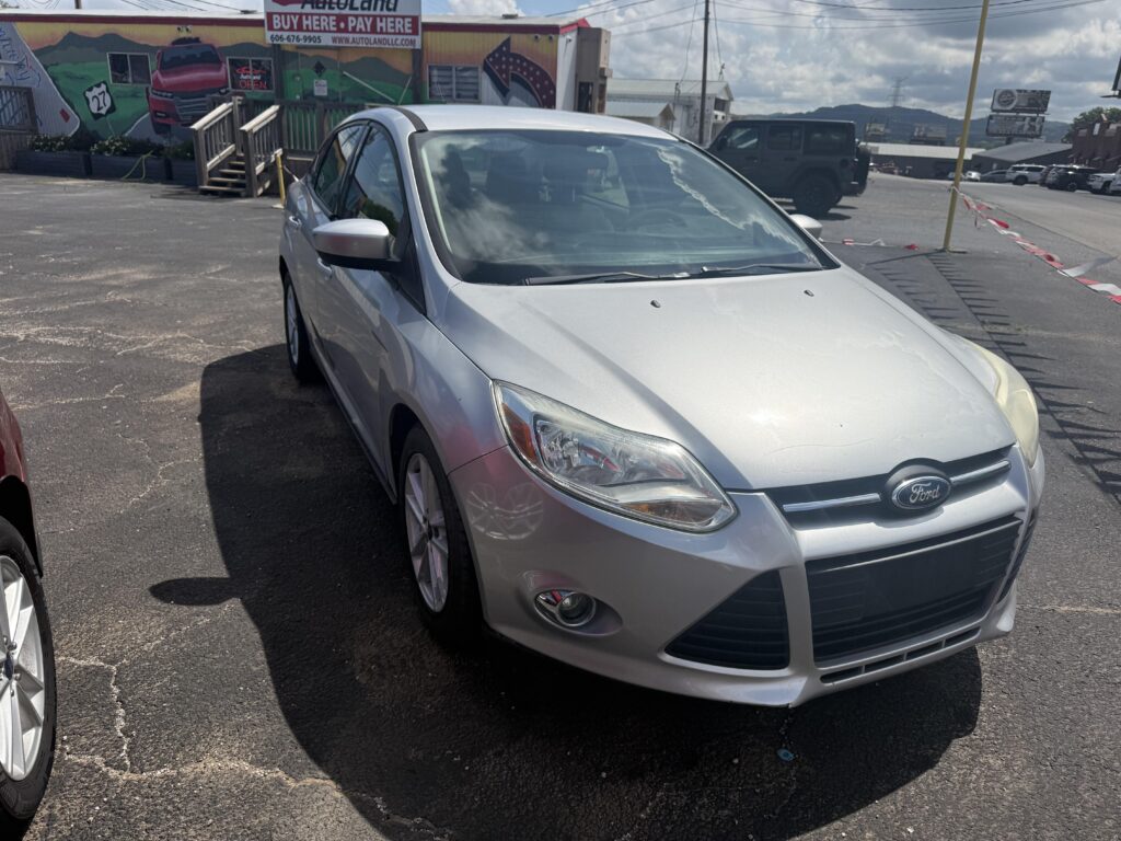 2012 Ford Focus SE Sedan