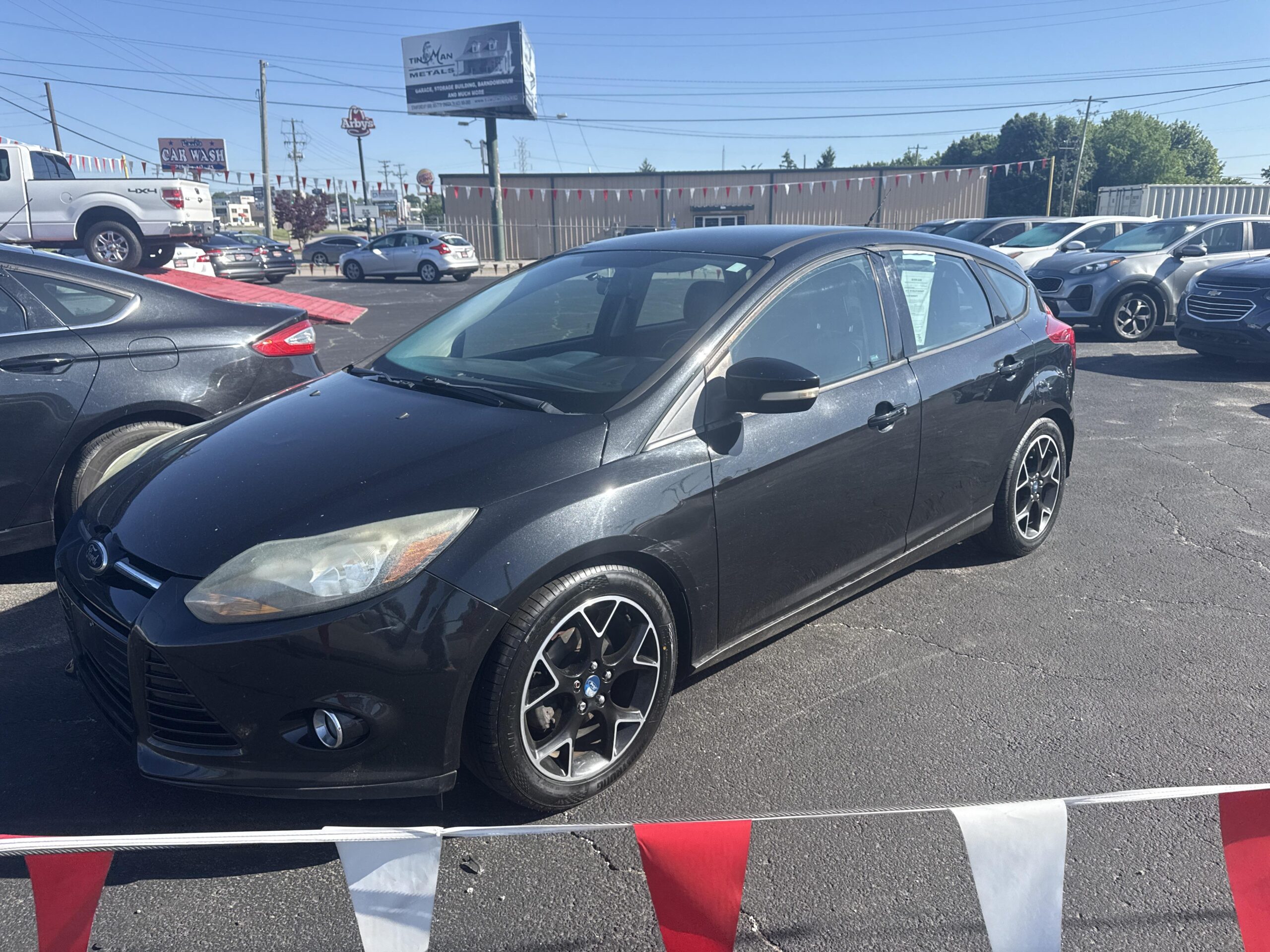 2013 Ford Focus 5 Door Hatch SE's photo