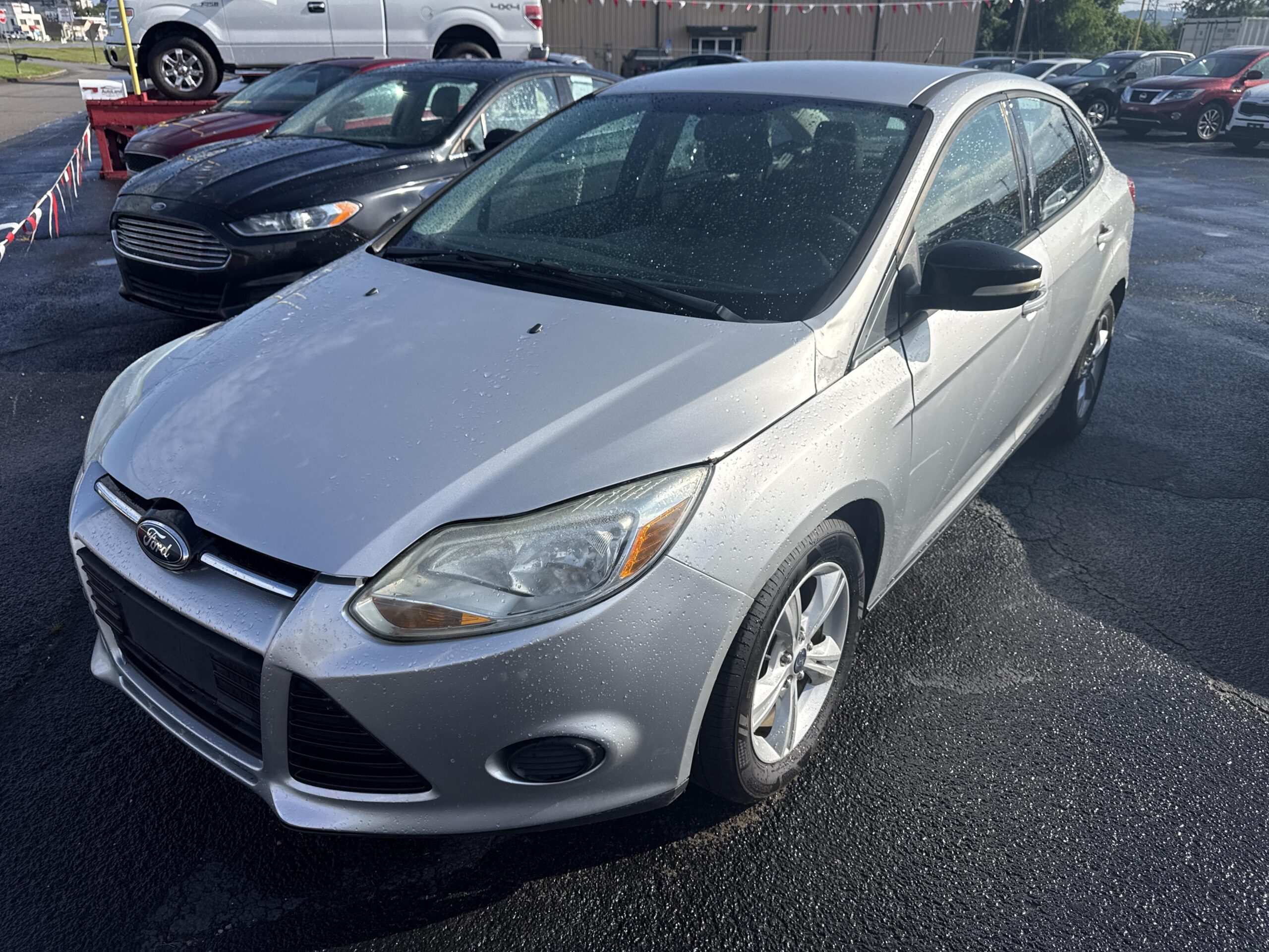 2013 Ford Focus Sedan SE's photo