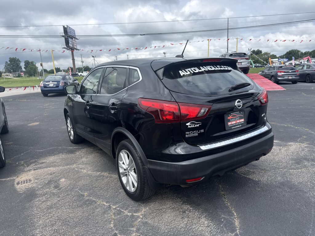 2018 Nissan Rogue Sport S