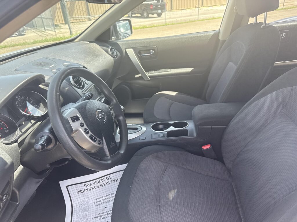 2013 Nissan Rogue SV AWD