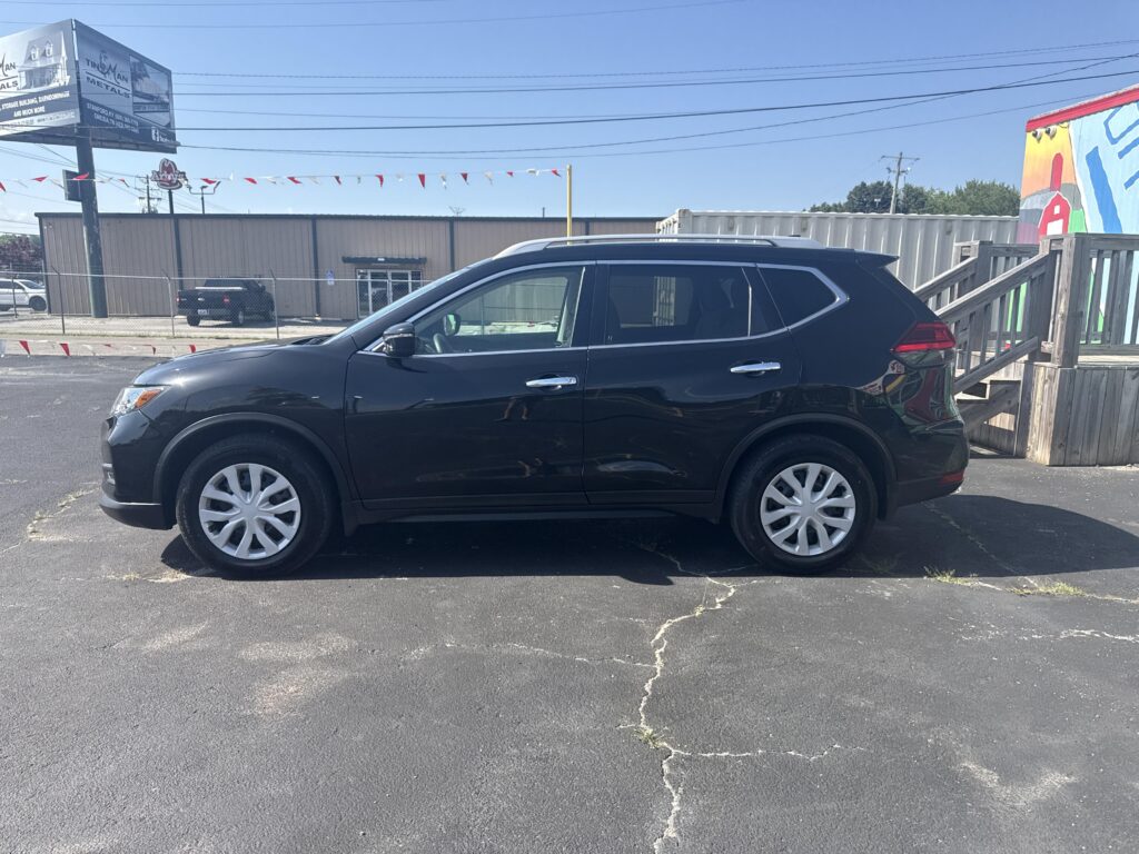 2017 Nissan Rogue S 2WD