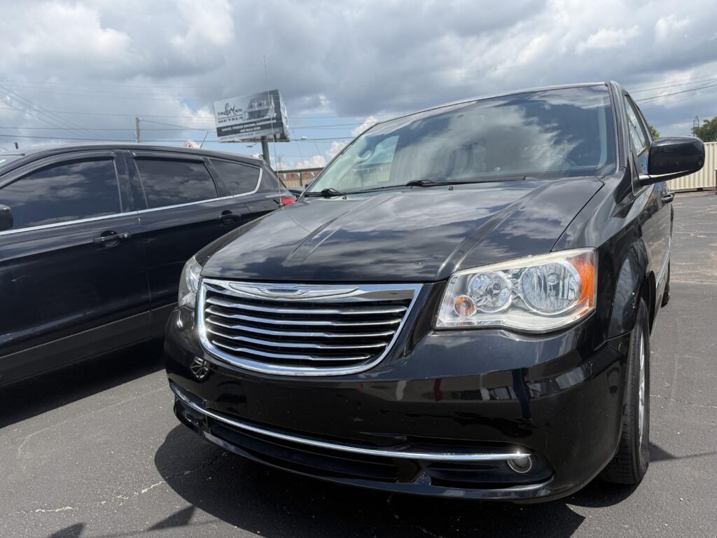 2016 Chrysler Town & Country TOURING