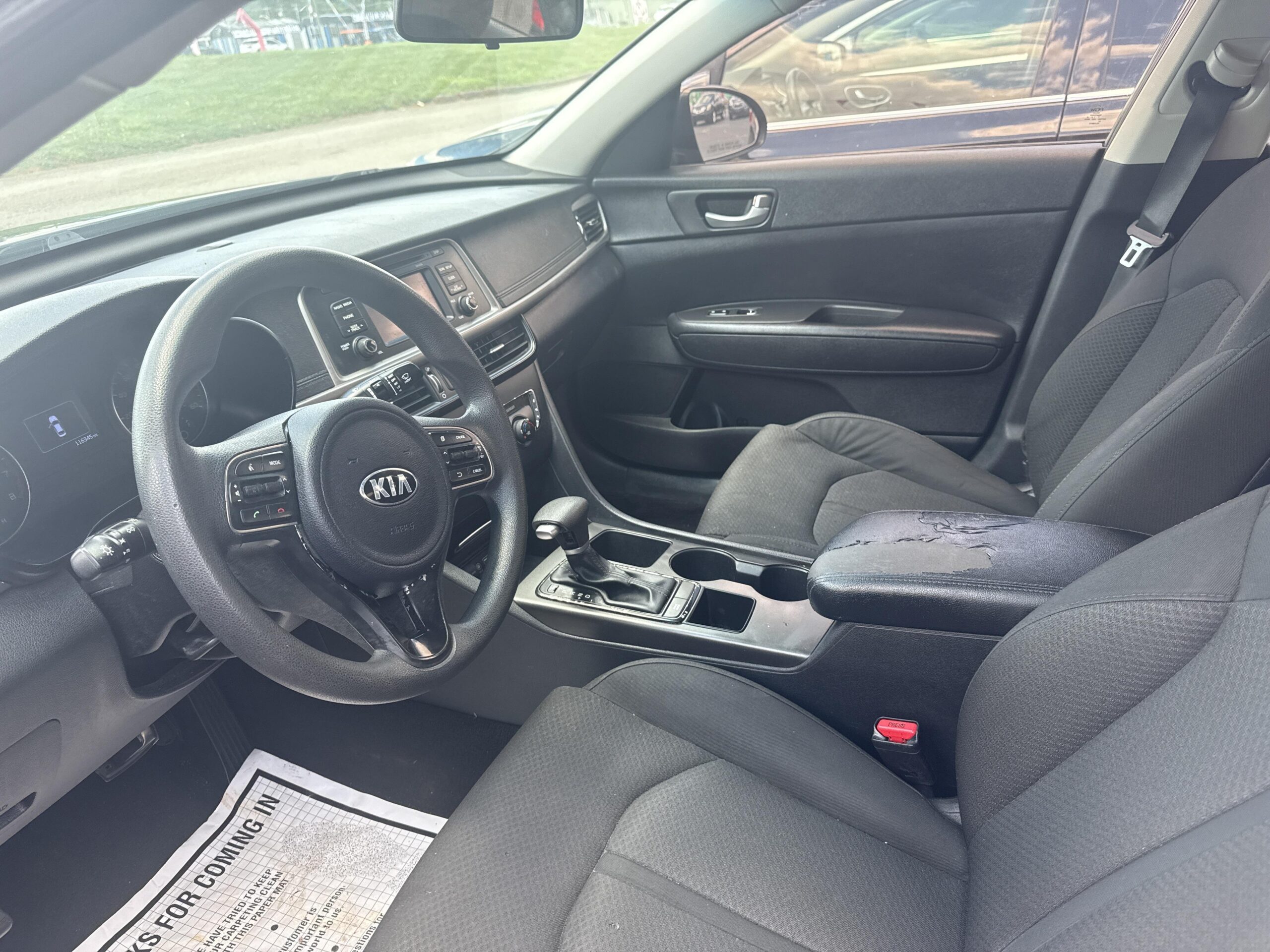 2017 Kia Optima LX - Photo 7