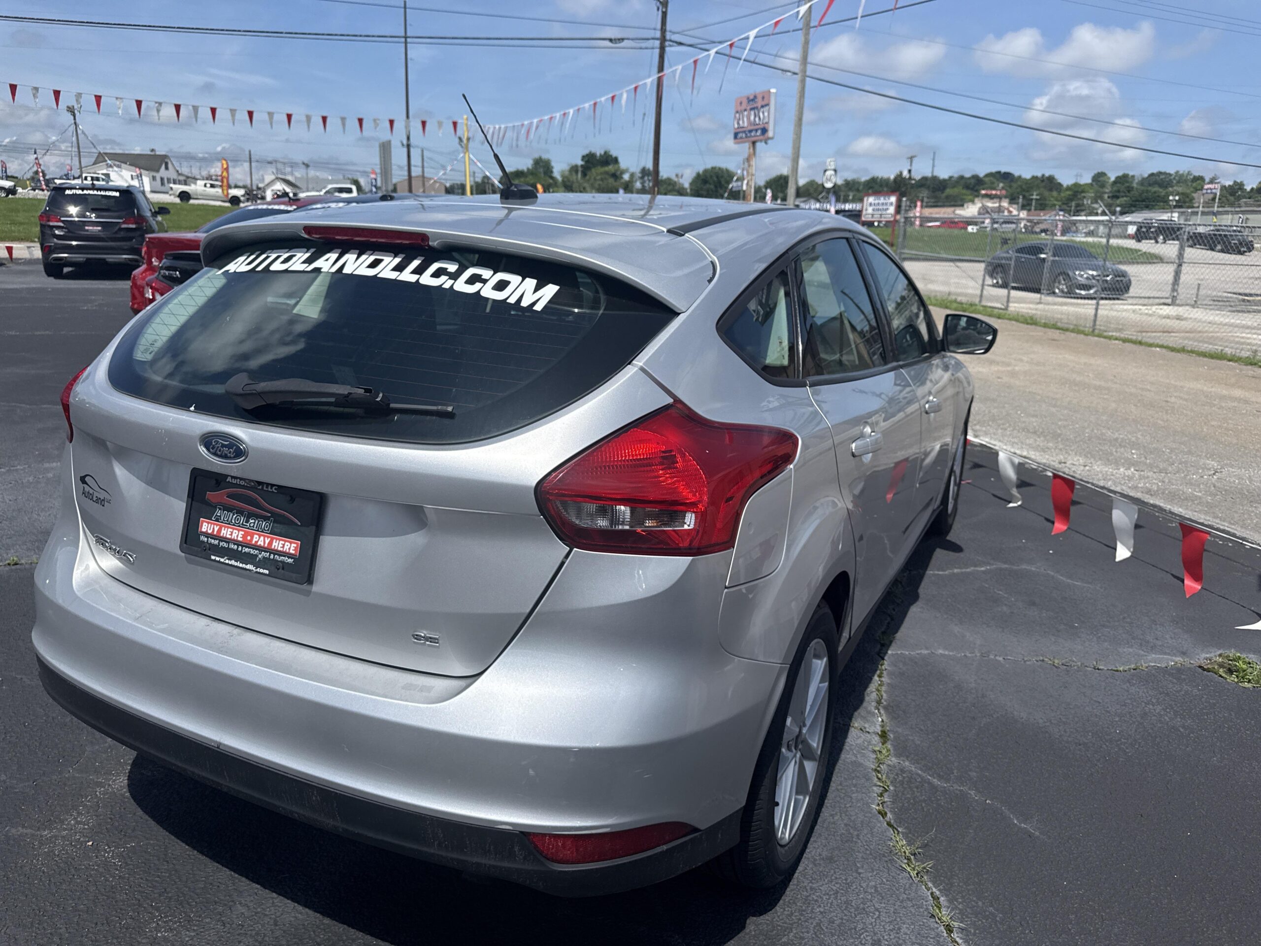 2018 Ford Focus SE - Photo 3