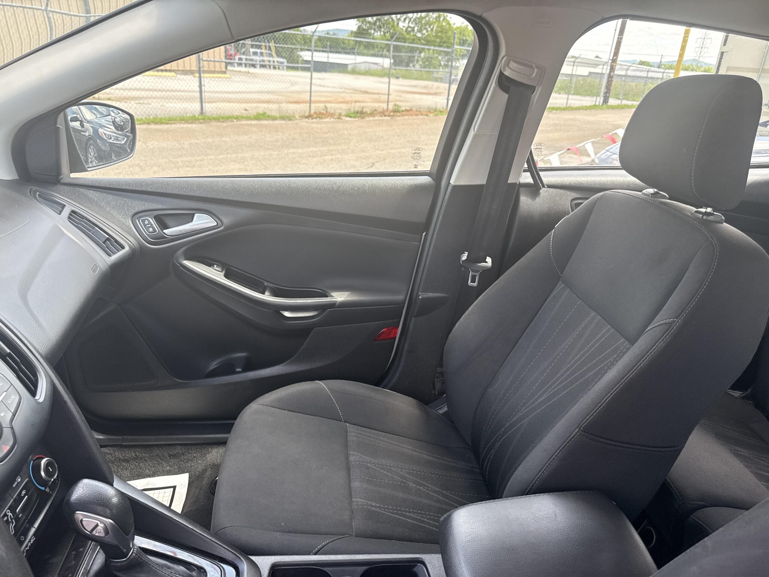 2018 Ford Focus SE - Photo 7