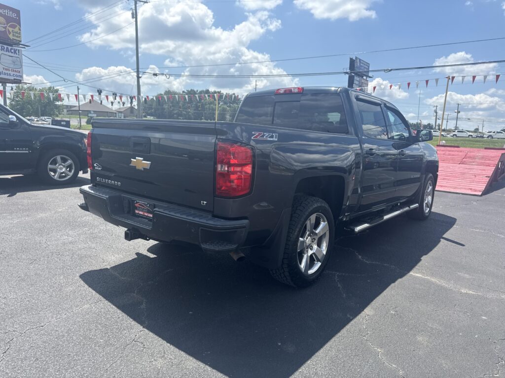 2017 Chevrolet Silverado 1500 LT Crew Cab 4WD