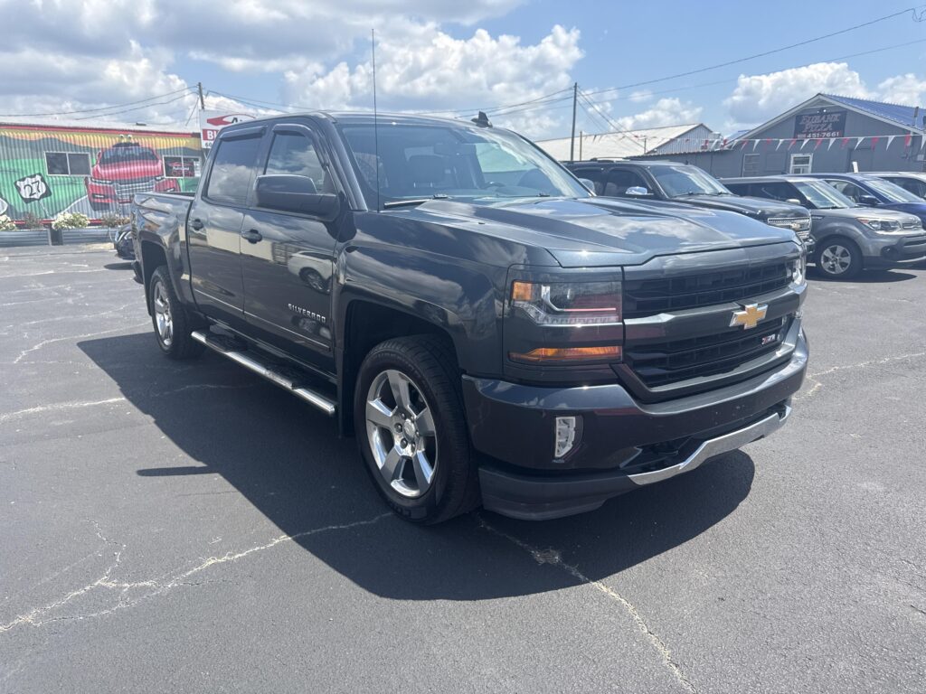 2017 Chevrolet Silverado 1500 LT Crew Cab 4WD