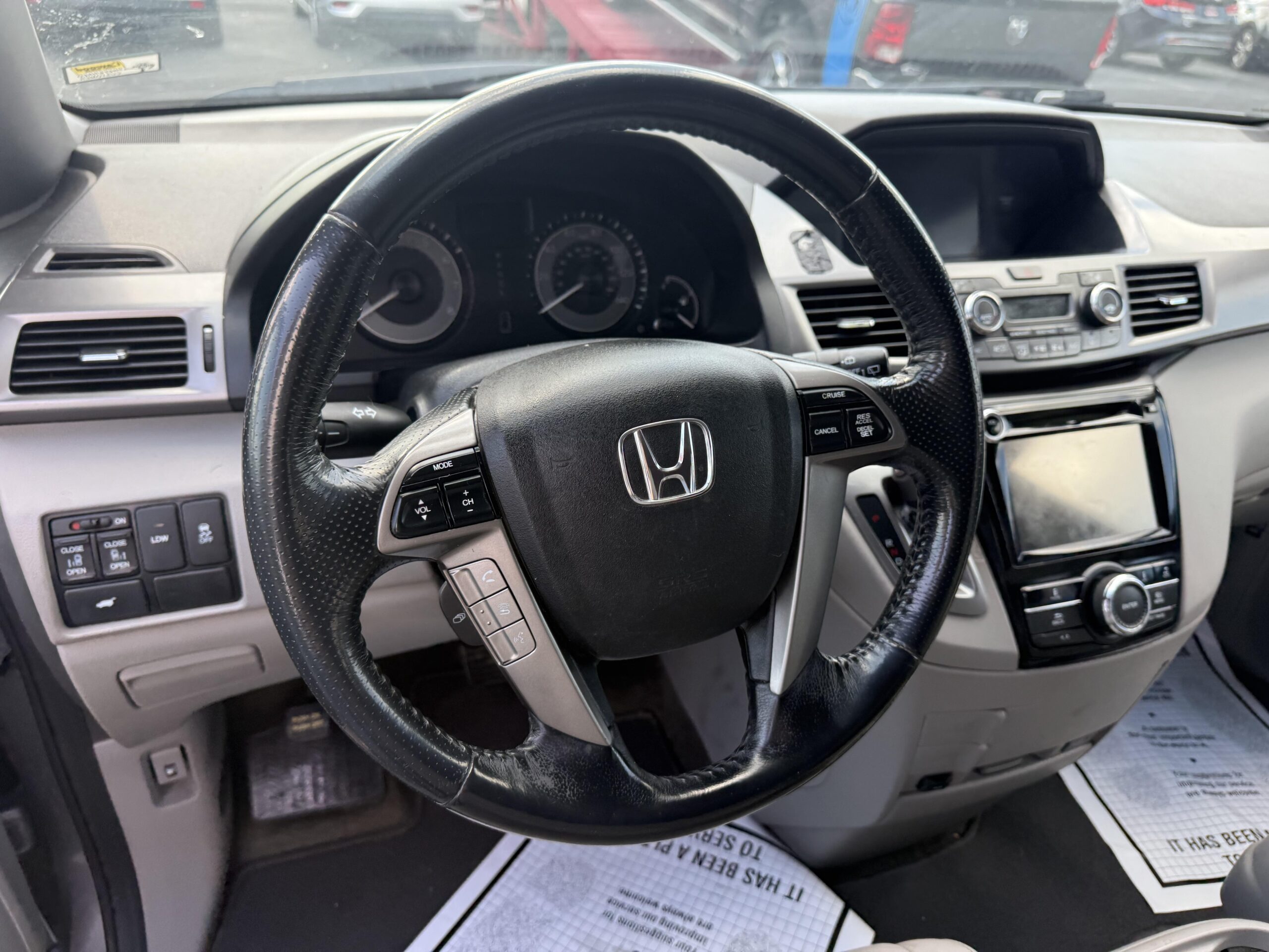 2016 Honda Odyssey EX-L - Photo 16