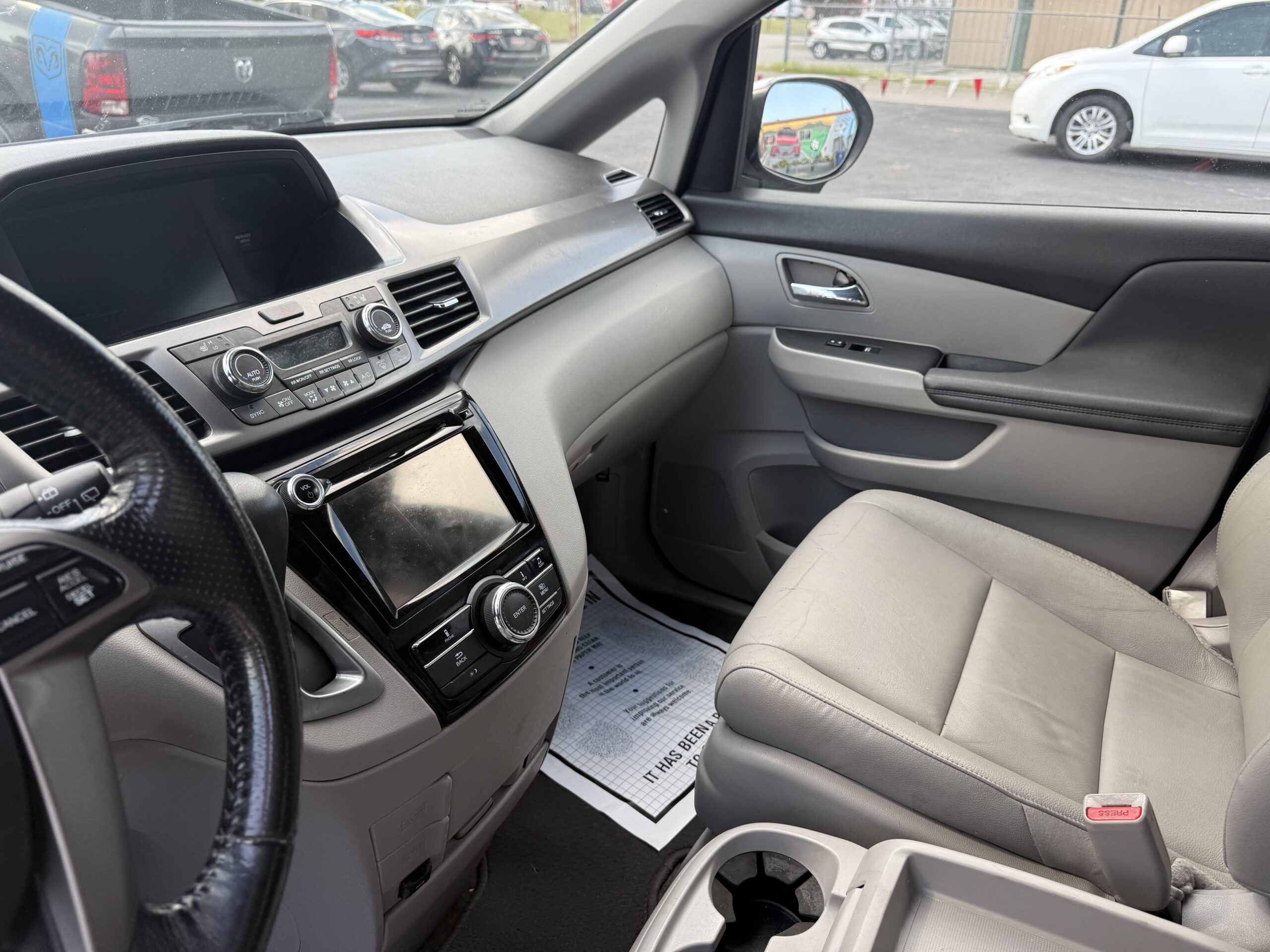 2016 Honda Odyssey EX-L - Photo 15