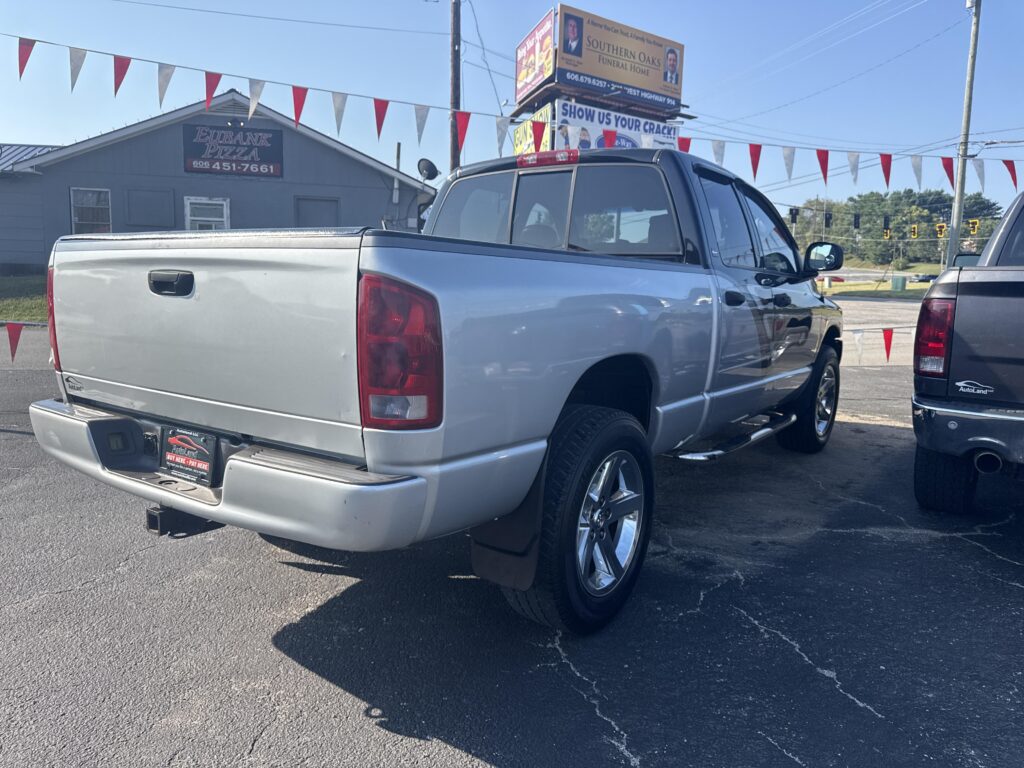 2002 Dodge Ram 1500 ST Quad Cab Short Bed 4WD