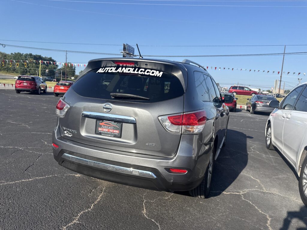 2016 Nissan Pathfinder S