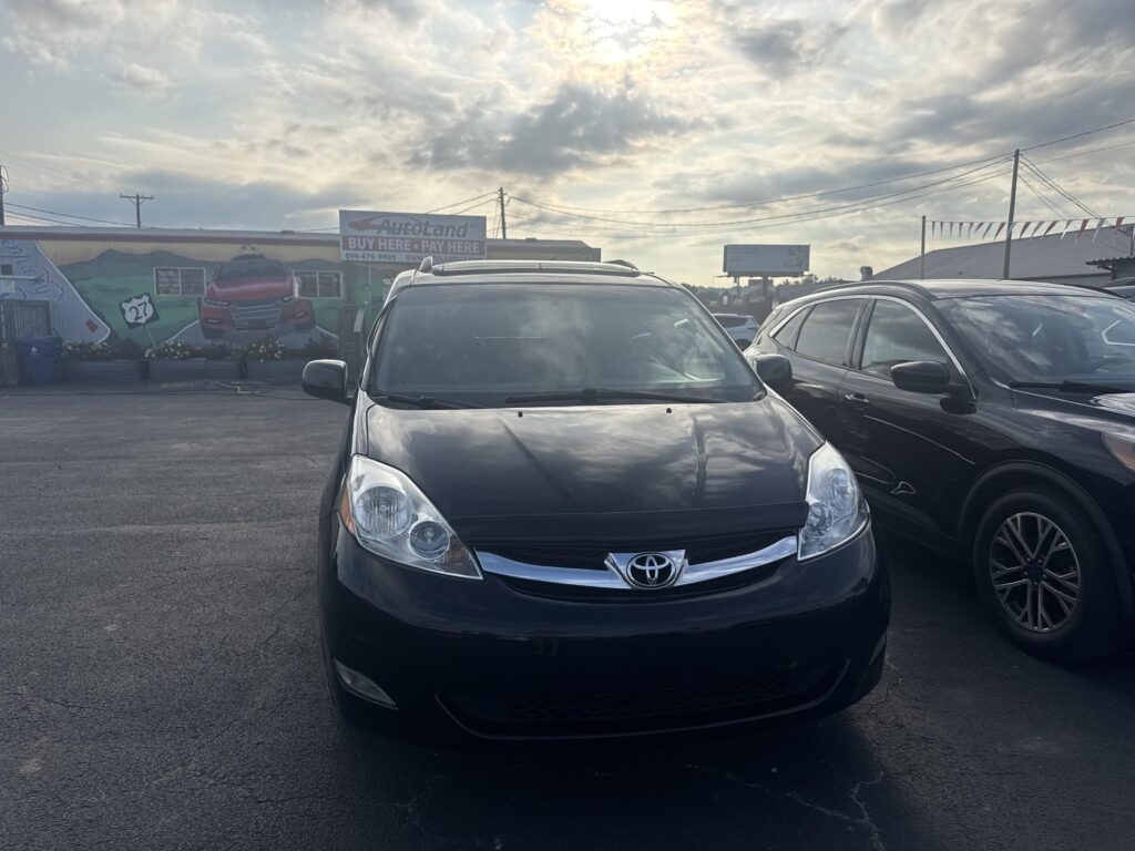 2010 Toyota Sienna XLE
