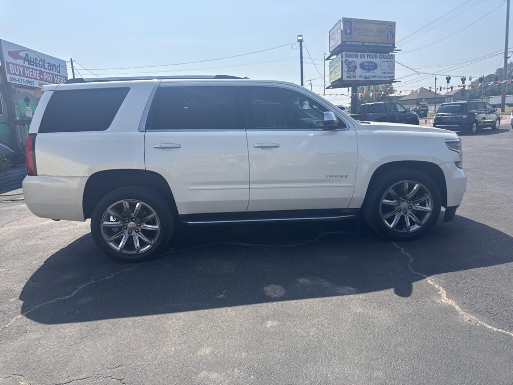 2015 Chevrolet Tahoe LTZ 2WD