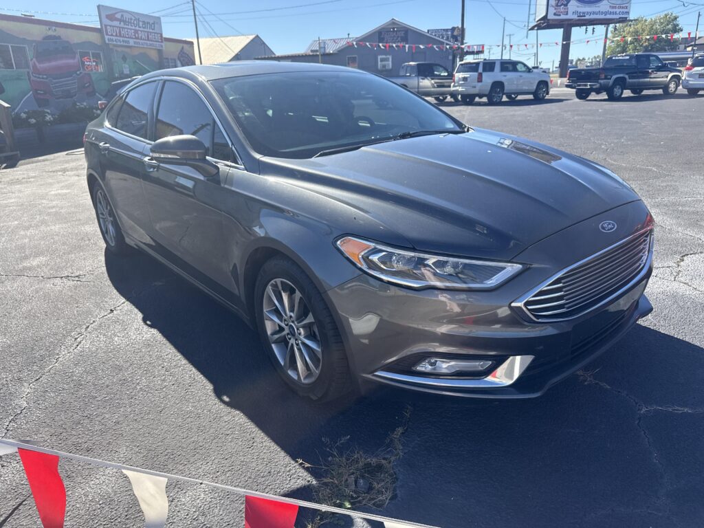 2017 Ford Fusion SE
